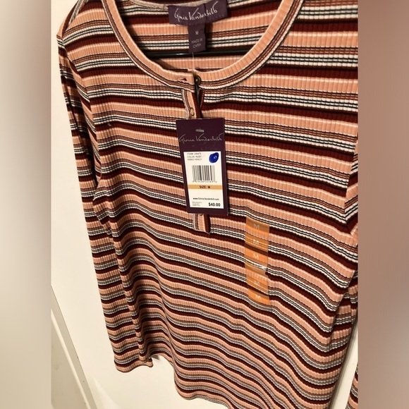 4/$25 Gloria Vanderbilt Ribbed Henley in color rust in size Medium. NWT - Picture 3 of 6